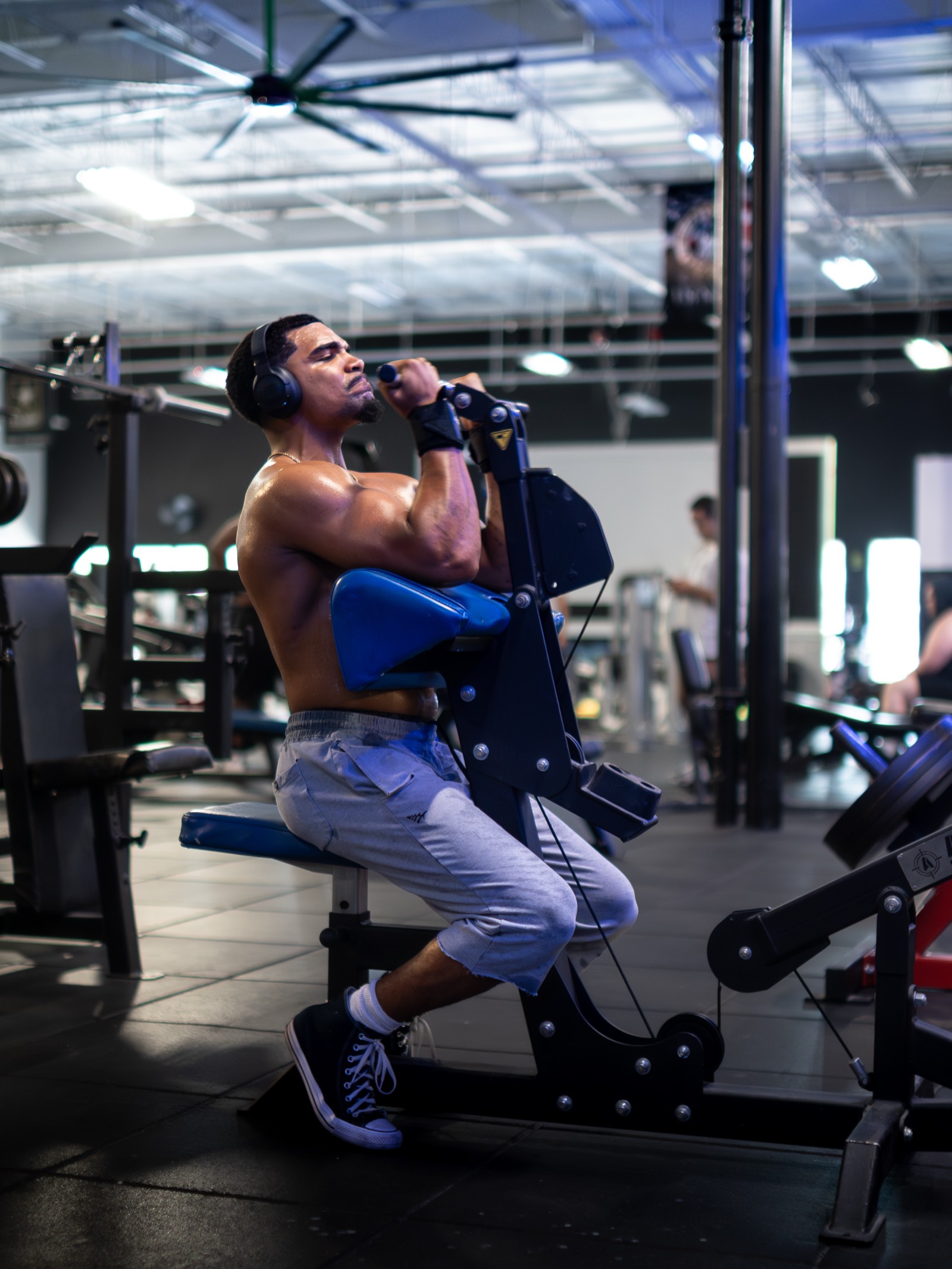 Member training preacher curls