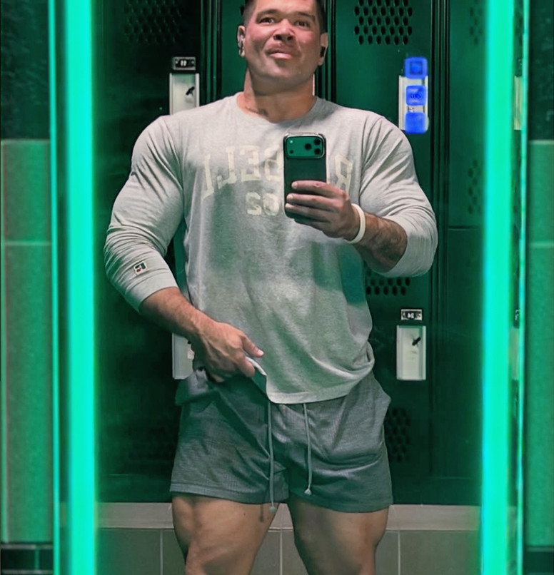 Julian Magdaleno — Personal Trainer & Bodybuilding Specialist